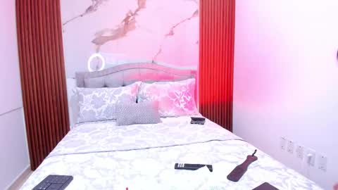 Snapshot of zashabaker chatting on November 2025 02:30:02 PM Zasha B online show from November 2025 02:30:02 PM