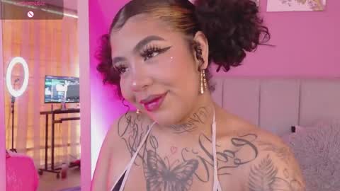 Snapshot of zaya_1 chatting on October 2025 12:04:02 PM zaya_1 online show from October 2025 12:04:02 PM