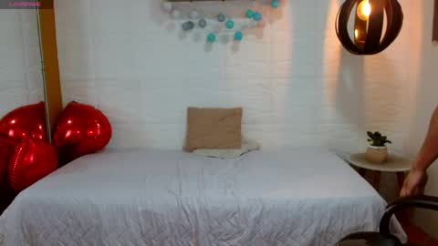 zayn_clausen online show from April 2026 07:58:02 PM