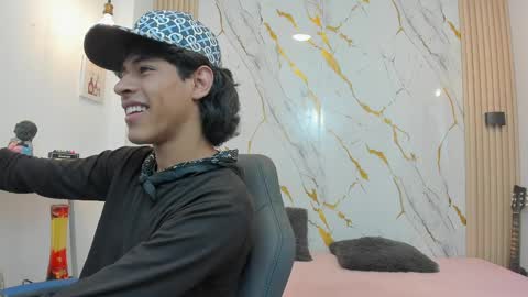 Zayn online show from April 2026 07:18:02 PM