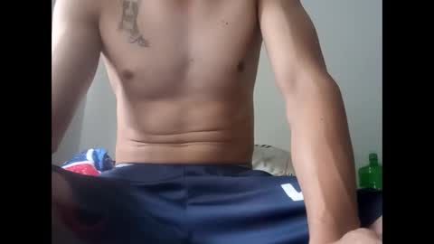 Snapshot of ze___________________ chatting on November 2025 08:54:02 PM ze online show from November 2025 08:54:02 PM