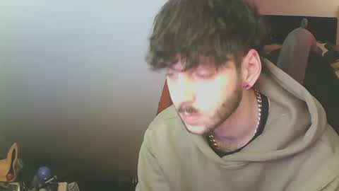 Snapshot of zedbooy chatting on December 2024 04:19:02 PM Zed online show from December 2024 04:19:02 PM