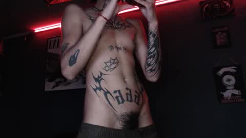 Snapshot of zeldrissss chatting on November 2025 12:32:02 AM Zeldris online show from November 2025 12:32:02 AM