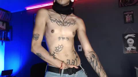 Snapshot of zeldrissss chatting on November 2025 06:45:02 PM Zeldris online show from November 2025 06:45:02 PM