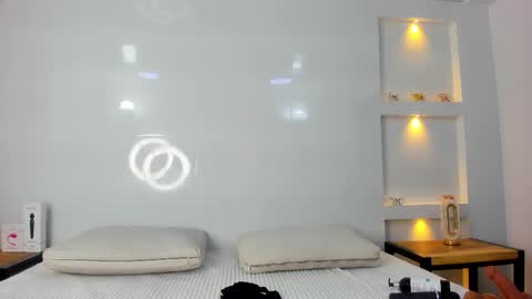 Snapshot of zenda_evans chatting on December 2025 04:11:02 AM Zenda Evans online show from December 2025 04:11:02 AM