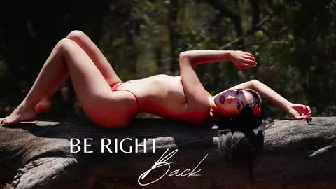 Zendaya online show from February 2025 04:07:01 AM