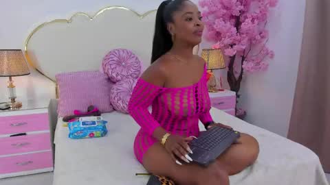 Snapshot of zendayarosse chatting on May 2026 09:55:01 PM zendayarosse online show from May 2026 09:55:01 PM