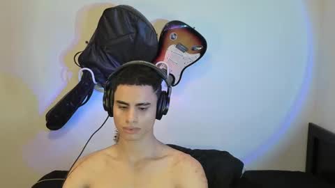 Snapshot of zenhzu chatting on December 2024 05:28:02 AM zenzhu online show from December 2024 05:28:02 AM