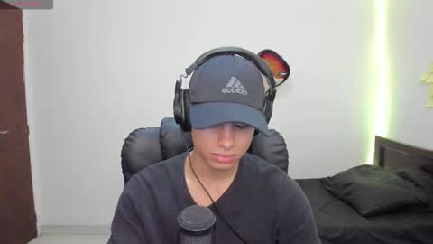 Snapshot of zenhzu chatting on November 2025 11:19:01 AM zenzhu online show from November 2025 11:19:01 AM