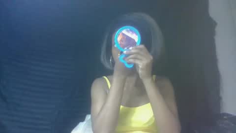 zeolineess online show from December 2025 10:46:02 AM