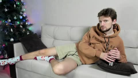 Andrew online show from December 2024 10:34:01 PM