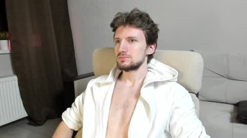 Andrew online show from January 2025 09:59:01 PM