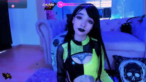    online show from January 2025 05:21:01 PM