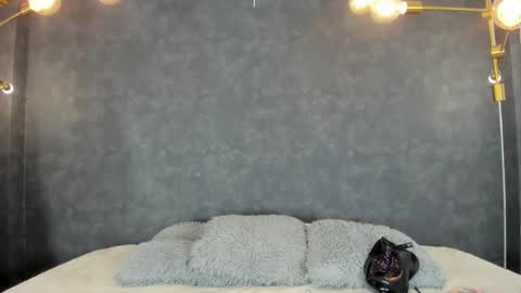 ZEPHYRA ANGELS online show from December 2025 02:41:02 AM