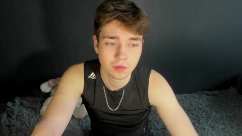 Ethan online show from April 2026 01:39:01 AM