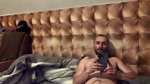 Snapshot of zervale chatting on January 2025 03:40:02 AM zervale online show from January 2025 03:40:02 AM