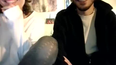 zeta214 online show from November 2025 05:46:02 PM