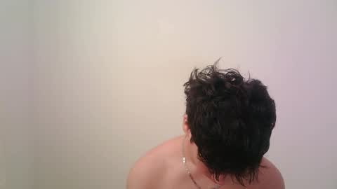 zeus_183 online show from November 2025 01:51:01 PM