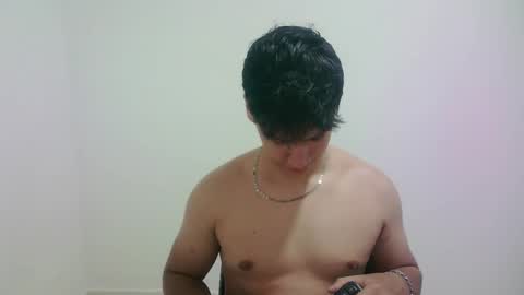 zeus_183 online show from February 2026 07:09:02 AM