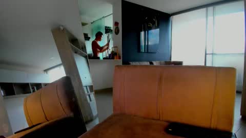 zeus online show from November 2025 07:51:02 PM