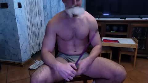 Zeus Octavian online show from April 2026 02:11:02 AM