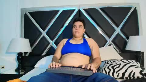 zeussmithh online show from April 2026 12:31:01 PM