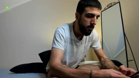 Snapshot of zeyn_edwards chatting on October 2025 10:55:01 AM ZEYN online show from October 2025 10:55:01 AM