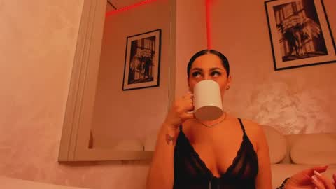 zeynepx online show from April 2026 03:01:01 AM