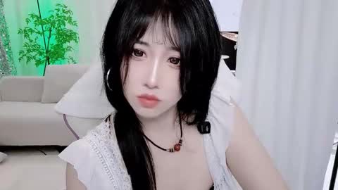 Snapshot of zhen0 chatting on November 2025 06:29:02 PM zhen online show from November 2025 06:29:02 PM