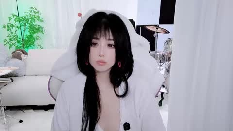 Snapshot of zhen0 chatting on November 2025 12:27:02 PM zhen online show from November 2025 12:27:02 PM