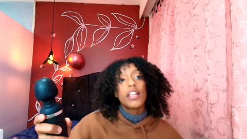 Zia Green online show from January 2025 03:04:02 PM