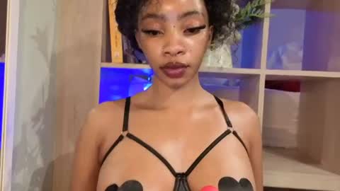 ZINA BADDIE online show from August 2026 11:50:01 PM