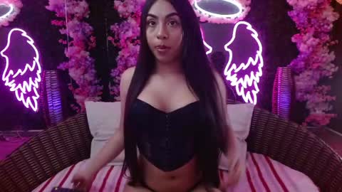 zinna_canela online show from April 2026 04:15:01 AM