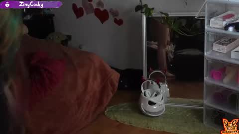 Ziny Cosky online show from February 2025 02:06:02 AM