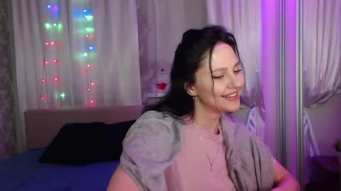 Zlata online show from October 2025 04:40:01 PM