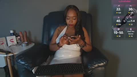   online show from September 2025 01:27:02 PM