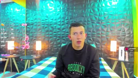 Snapshot of zoe_and_blake_ chatting on January 2025 03:39:02 AM Zoe and blake online show from January 2025 03:39:02 AM
