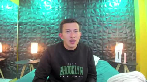 Snapshot of zoe_and_blake_ chatting on January 2025 09:43:01 PM Zoe and blake online show from January 2025 09:43:01 PM