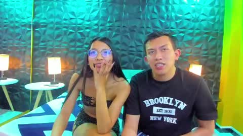 Snapshot of zoe_and_blake_ chatting on February 2025 06:40:01 AM Zoe and blake online show from February 2025 06:40:01 AM