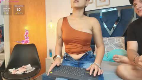 Snapshot of zoe_and_dylan_ chatting on November 2025 12:05:01 PM Zoe and dylan online show from November 2025 12:05:01 PM