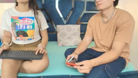 Snapshot of zoe_and_dylan_ chatting on November 2025 12:16:02 PM Zoe and dylan online show from November 2025 12:16:02 PM