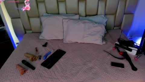 Your new obsession online show from April 2026 12:19:02 PM