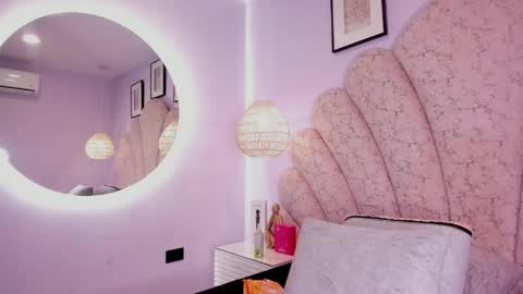 zoe_blosson online show from May 2026 02:31:01 AM
