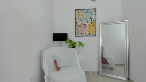 ZOE  online show from March 2026 08:15:01 PM