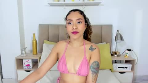 Snapshot of zoe_gruber chatting on June 2026 12:04:02 AM Zoe Gruber online show from June 2026 12:04:02 AM