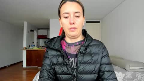 ZOE online show from February 2026 09:48:02 PM