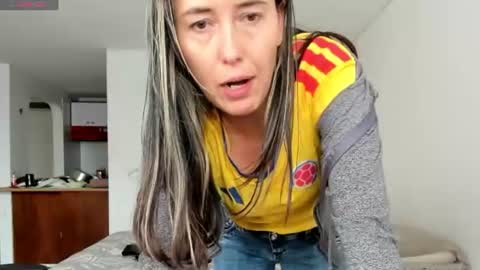 Snapshot of zoe_jeane_beker chatting on July 2026 08:13:01 PM ZOE online show from July 2026 08:13:01 PM
