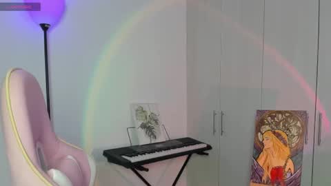 Snapshot of zoe_jhonson2 chatting on September 2025 06:52:02 PM zoe online show from September 2025 06:52:02 PM