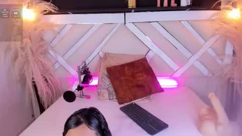 Zoey  online show from March 2026 09:54:02 PM