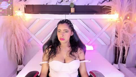 Zoey  online show from May 2026 09:45:01 PM